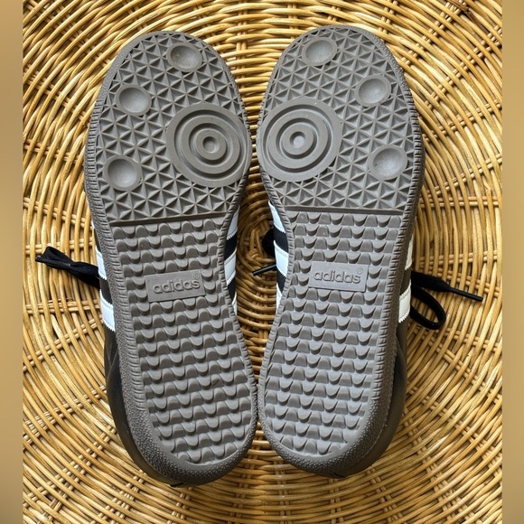 Adidas Sambas Black and White Classic Sneakers - Picture 4 of 6